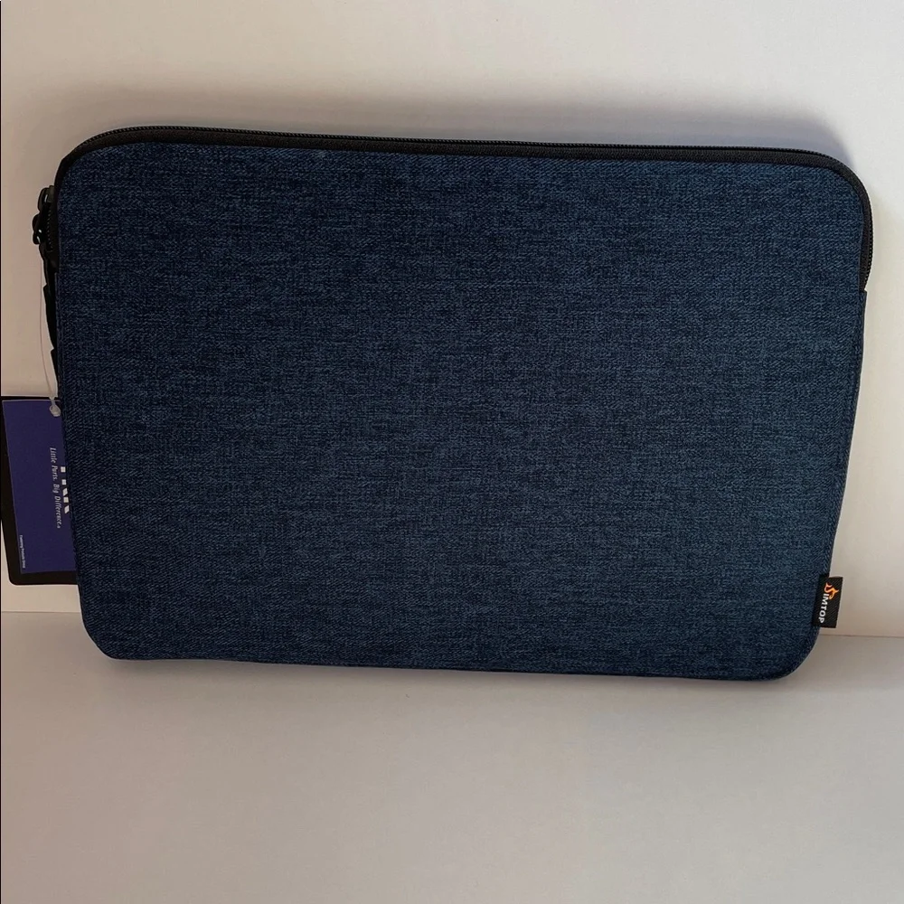 NWT Navy Blue Men's Laptop or iPad Sleeve.